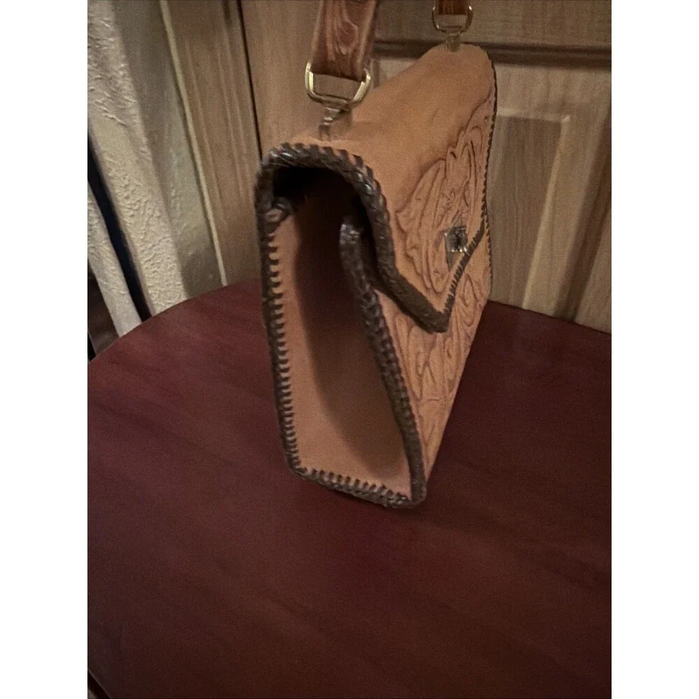 Vintage Hand Tooled Leather Handbag Brown Floral 9x 7.5x 3.5 Beautiful Bag. GUC!